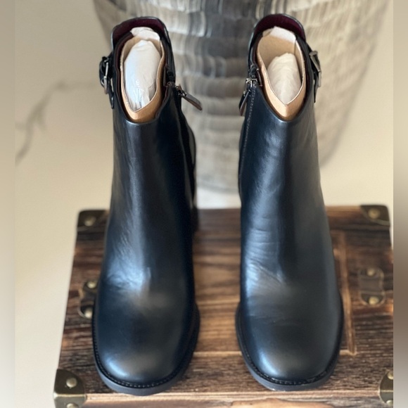 Franco Sarto Tribute Bootie in Black - Picture 6 of 12